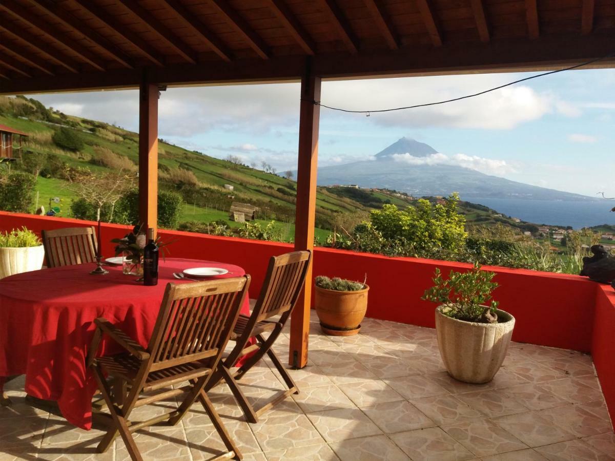Holiday home Casa Farrobo Horta (Azores)